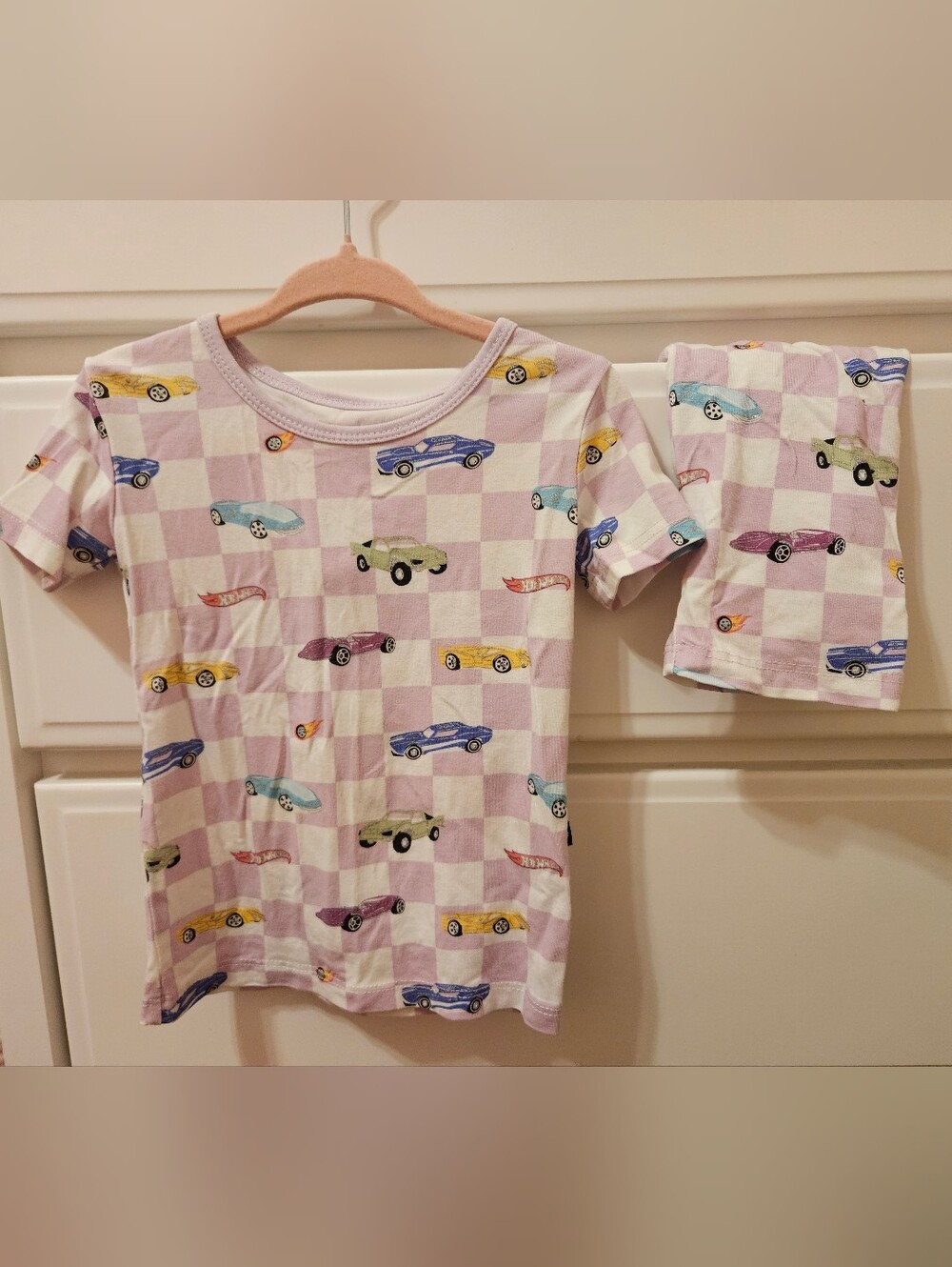 Kyte Baby × Hot Wheels Car Purple Checkered 2- piece pjs- size 2T